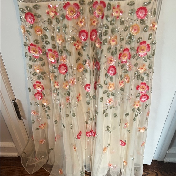 Mac Duggal Cream Dress with Pink Floral Embroidery, Size 10 - Picture 5 of 6